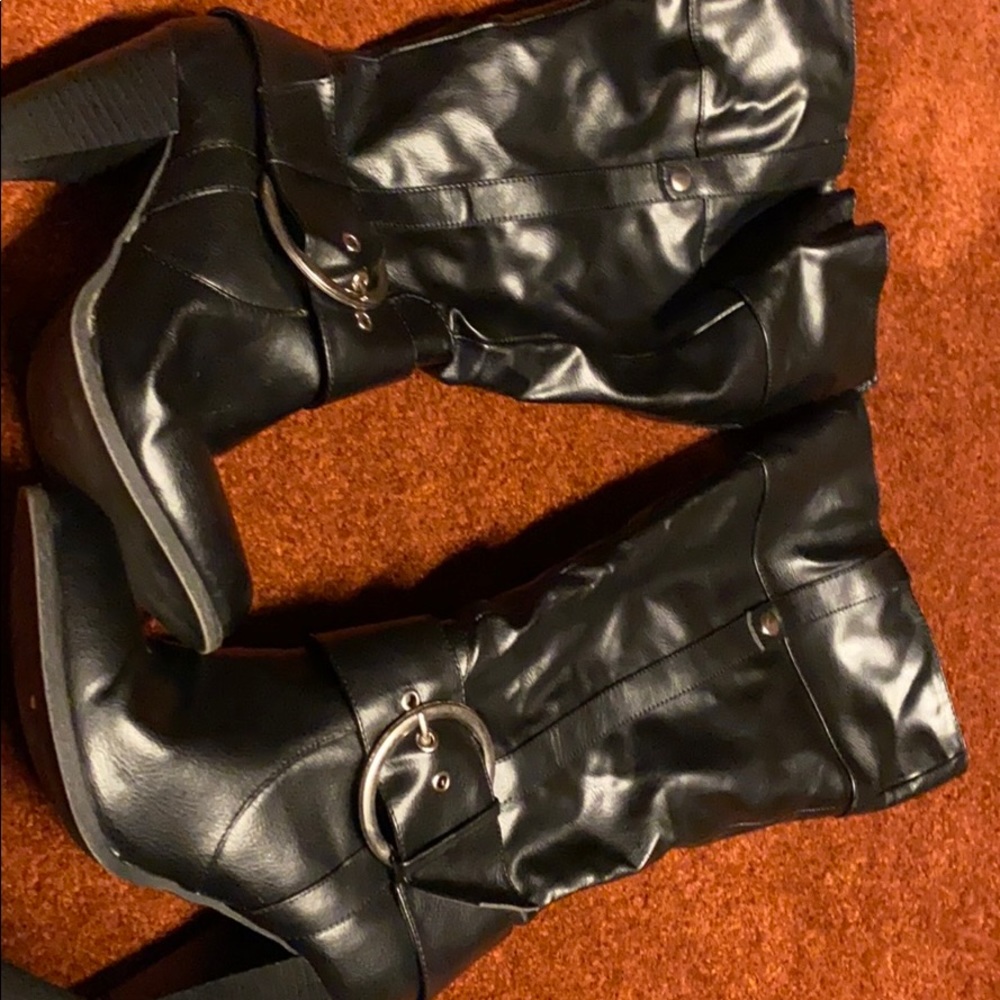Woman boots